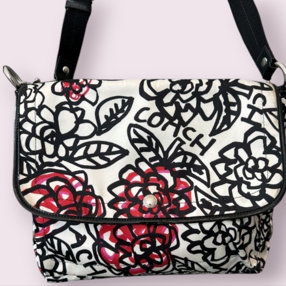 (NWT) Vintage COACH® Daisy Floral Graffiti Messenger Bag - Multicolor - Picture 2 of 16